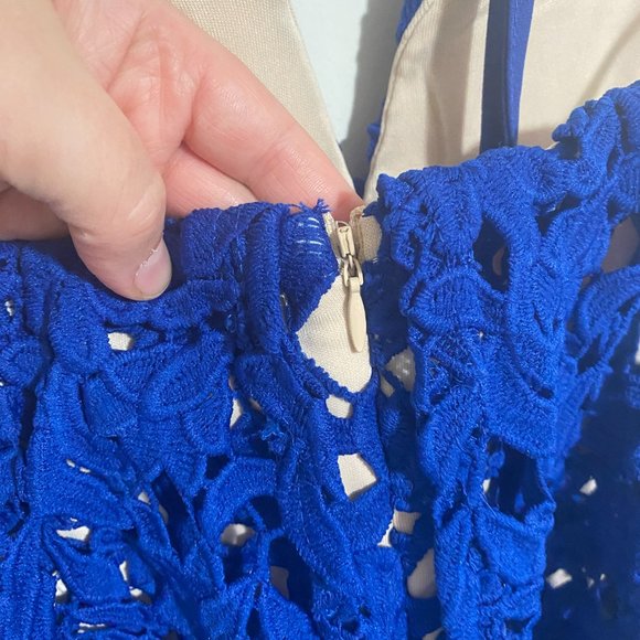 NWT J.O.A Los Angeles Romper Halter Neck Cobalt Blue Lace Size Small - Picture 11 of 16